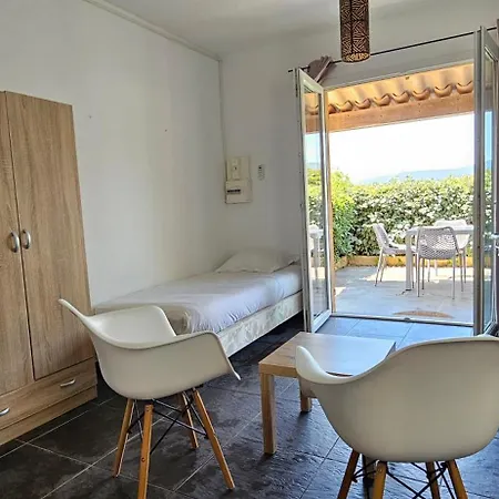 Dolce & A1 Avec Piscine Et Terrasse *