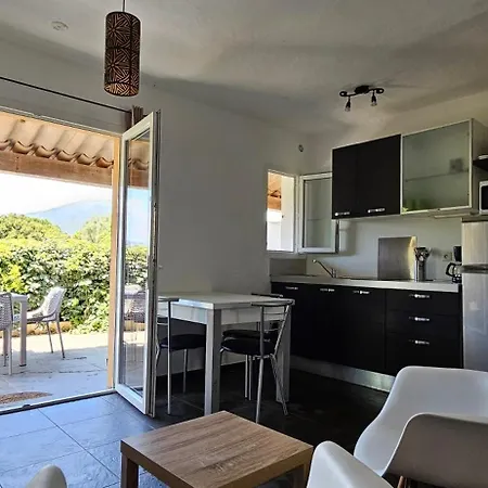 Dolce & A1 Avec Piscine Et Terrasse Daire