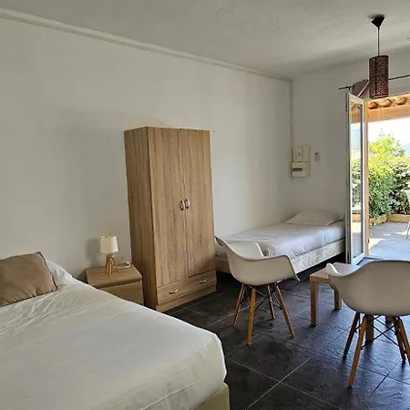 Dolce & A1 Avec Piscine Et Terrasse Daire *