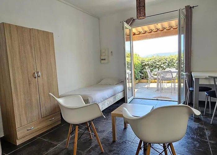 Dolce & A1 Avec Piscine Et Terrasse *