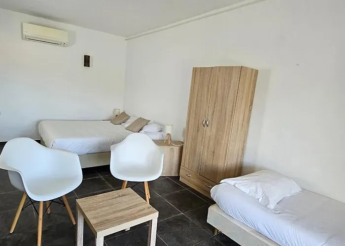 Dolce & A1 Avec Piscine Et Terrasse *